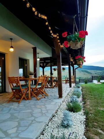 Фотографии Гостевой дом Mera Hills House г. Mera (Румыния) №5 Фото Гостевой дом Mera Hills House г. Mera 5