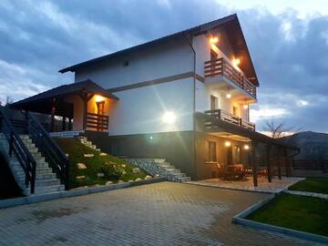 Фотографии Гостевой дом Mera Hills House г. Mera (Румыния) №1 Фото Гостевой дом Mera Hills House г. Mera 1